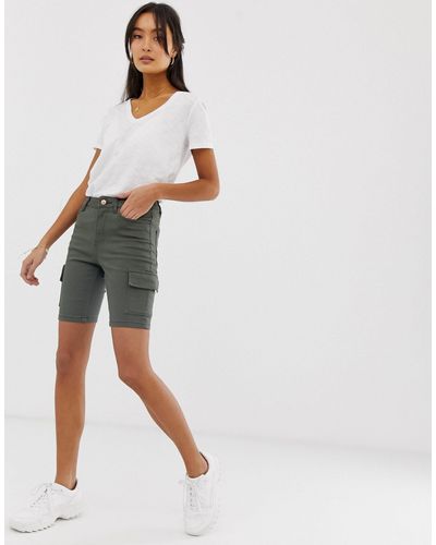 New Look – e shorts mit cargo-taschen - Grün