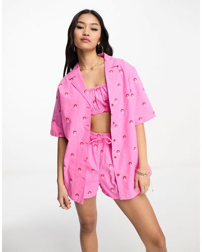 ASOS Camisa estilo bolera con bordado - Rosa