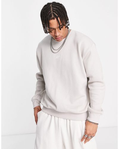 Reebok Classics – wardrobe essentials – sweatshirt - Weiß
