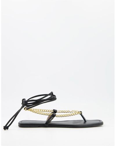 Glamorous Flat Sandals With Chain Detail - Multicolor
