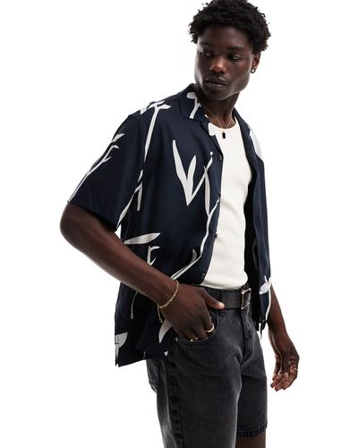 SELECTED Camicia oversize con stampa a foglie e colletto a rever - Blu