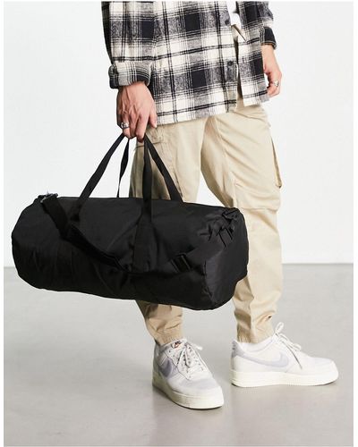 ASOS Weekend Holdall Barrel Bag With Contrast Puller - Black