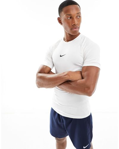 Nike Nike - pro training - t-shirt moulant - Blanc