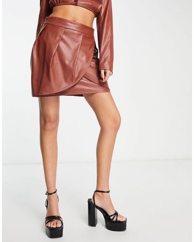 Rebellious Fashion Mini-jupe d'ensemble portefeuille imitation cuir - chocolat - Blanc