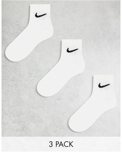 Nike – everyday cushioned – 3er-pack knöchelsocken - Weiß