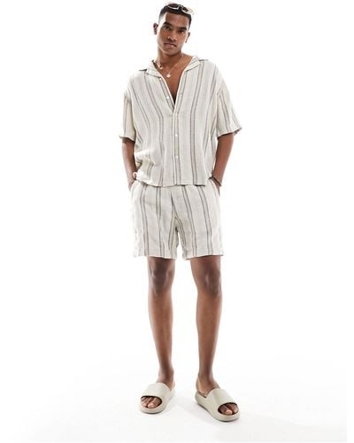 Abercrombie & Fitch – shorts mit genoppten streifen zum reinschlüpfen mit 6 zoll länge - Weiß
