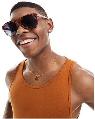 Quay Quay Slicked Back Round Sunglasses - Brown