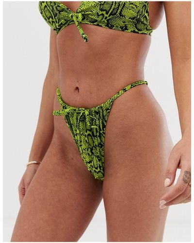 Wolf & Whistle – eco exclusive – limettene tanga-bikinihose mit hohem bund, bindedetail vorne und schlangenhautmuster - Grün