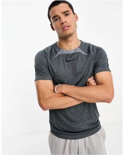 Nike Football – academy dri-fit – kurzärmliges t-shirt - Grau