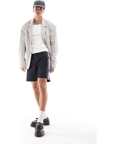 adidas Originals – adibreak – shorts - Weiß