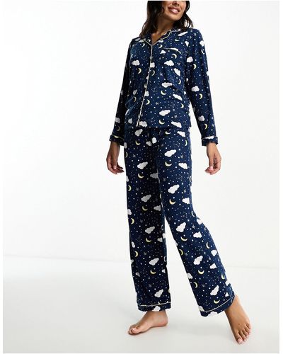 Loungeable Pijama largo abotonado con estampado nocturno - Azul