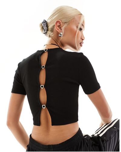 ONLY Ribbed Cropped T-shirt With Embellished Open Back - Black