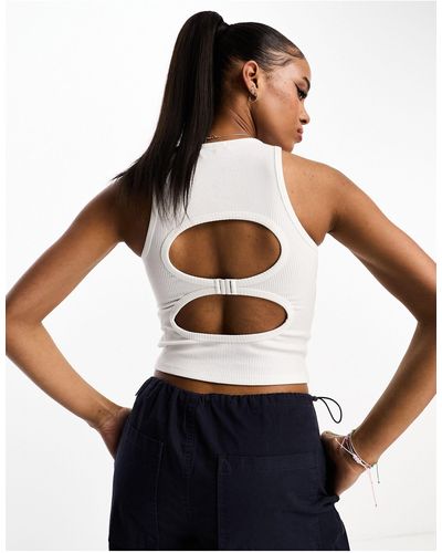 Pull&Bear Tank Top With Open Back Detail - White