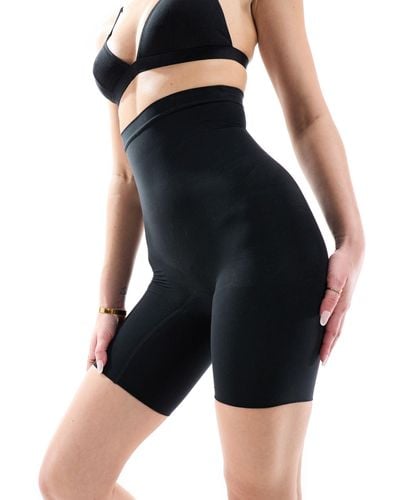 Spanx Everyday Seamless Shaping High Waisted Short - Black