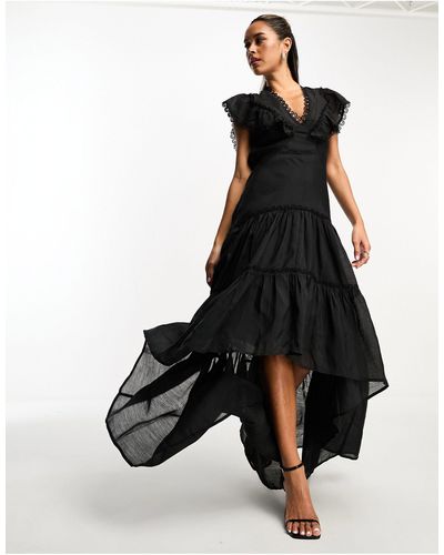 Miss Selfridge Vestido largo escalonado para eventos especiales con abertura - Negro