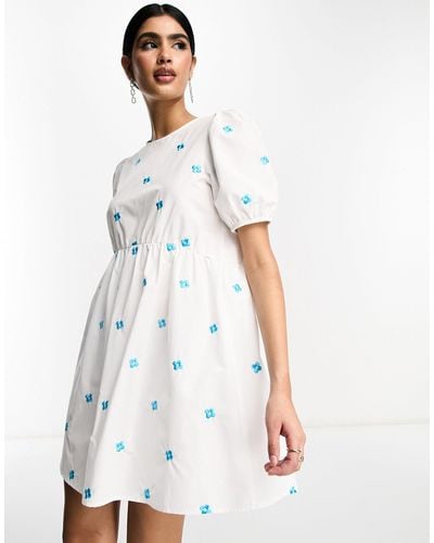 Y.A.S Smock Mini Dress With Embroidered Blue Flowers - White
