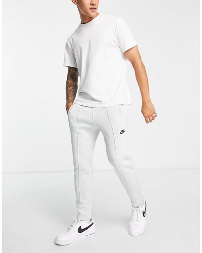 Nike Club - joggers chiaro - Metallizzato