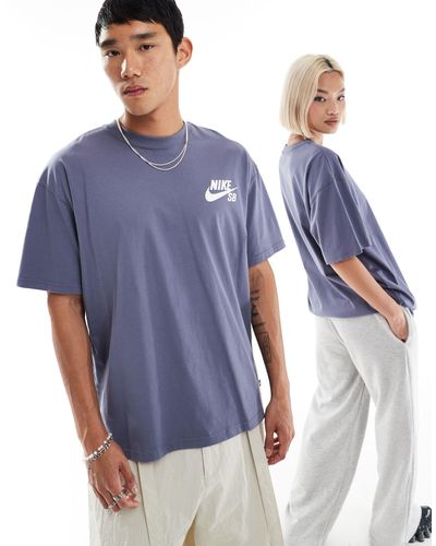 Nike T-shirt viola con logo sul petto - Blu