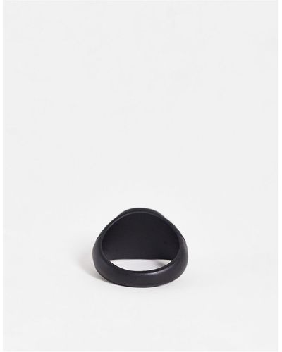 ASOS Signet Ring With Coin Detail And Embossing - Black