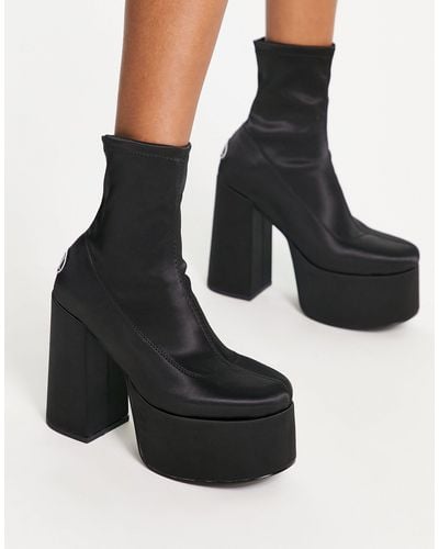 Nokwol Ellie Platform Ankle Boots - Black