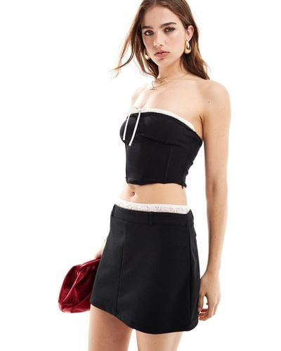 Pull&Bear Contrast Lace Boxer Waistband Mini Skirt - Black