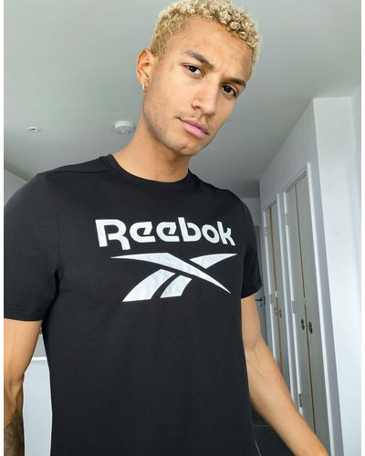 Reebok Camiseta negra con detalle gráfico training - Negro