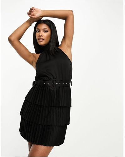 In The Style Exclusive Sleeveless Pleated Belted Mini Blazer Dress - Black