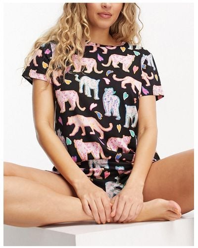 Chelsea Peers Love Leopard - Korte Pyjamaset Met Hartjes En Luipaarden - Zwart