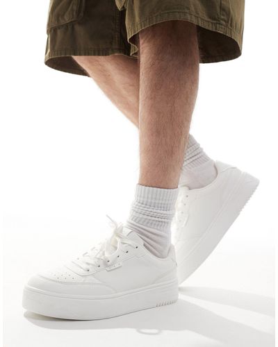 Pull&Bear Sneakers bianche con suola spessa scolpita - Bianco