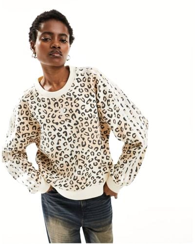 adidas Originals – leopard luxe – sweatshirt mit all-over-leopardenmuster - Mettallic
