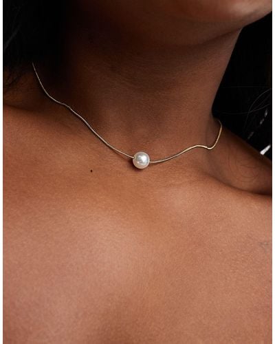 ASOS Asos design curve - collana corta color con perla sintetica - Marrone