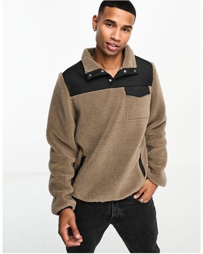 GANT – hybrid-sweatshirt aus fleece-teddystoff - Braun