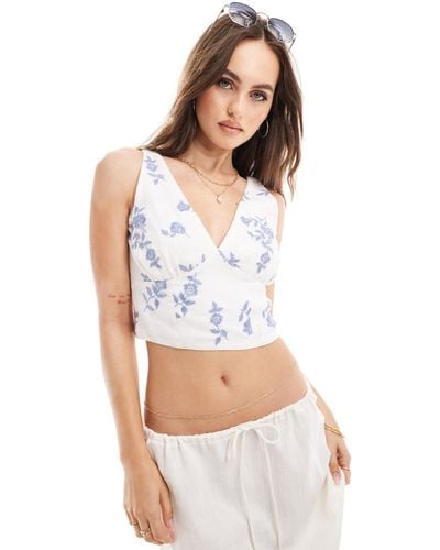 Abercrombie & Fitch Plunge Neck Linen Blend Top With Floral Embriodery - White