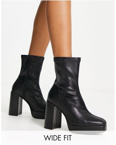 Stradivarius Wide Fit Platform Heeled Boot - Black