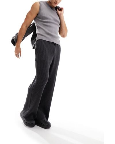 Weekday Darwin - pantalon en maille coupe ample - foncé chiné - Noir