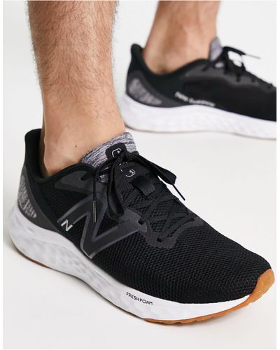New Balance Running arishi v4 - sneakers nere e bianche - Nero