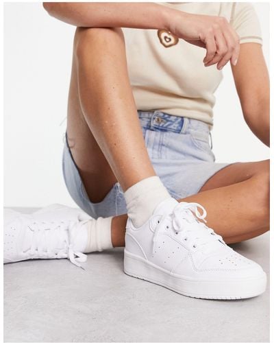 Truffle Collection Chunky Flatform Trainers - White