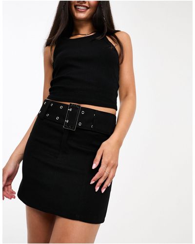 Daisy Street Minifalda negra con cinturón y hebilla estilo años 2000 - Negro