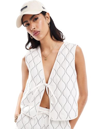ASOS Top With Tie Front And Quilted Embroidery Co-ord - White
