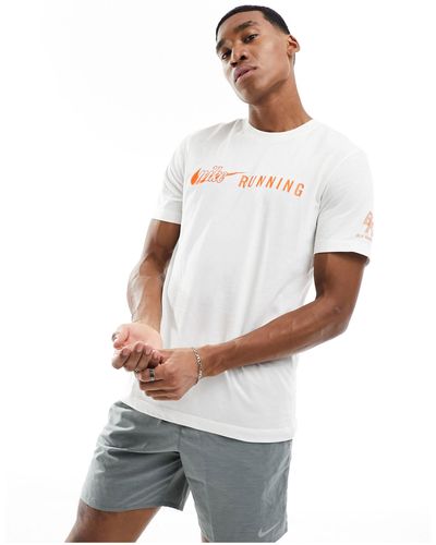 Nike – trail dri-fit – lauf-t-shirt - Grau