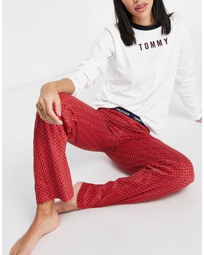 Tommy Hilfiger – pyjama-set mit langen ärmeln und leggings mit herzprint aus bio-baumwolle - Rot
