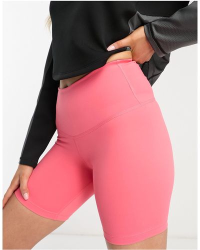 Nike Nike Yoga High Rise 7 Inch Shorts - Pink