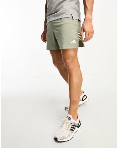 adidas Originals Pantalones cortos es con logo train icons - Gris
