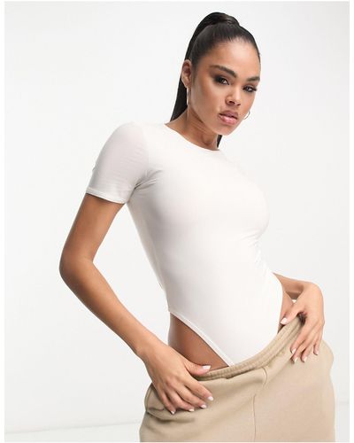 Fashionkilla – modellierender t-shirt-body - Weiß