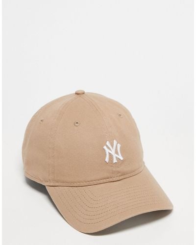 KTZ 9twenty New York Yankees Washed Mini Logo Cap - Natural