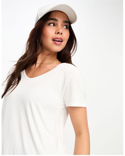 Camisetas y polos Hollister de mujer | Rebajas en línea, hasta el 44 % de  descuento | Lyst
