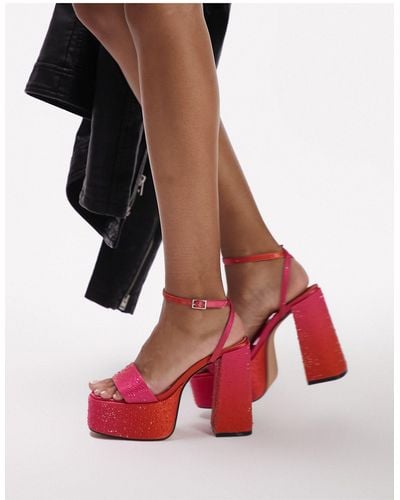 TOPSHOP Zapatos intenso con diseño en dos partes y plataforma gruesa sutton - Rojo