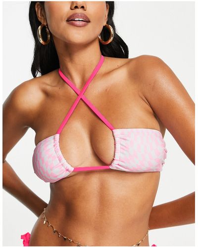 New Look – mehrfarbiges, trägerloses bikinioberteil mit schachbrettmuster - Pink