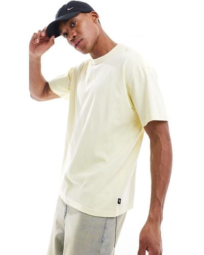 Nike – premium essentials – oversize-t-shirt - Weiß