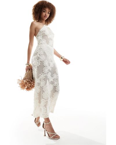 Amy Lynn Vestido largo color con cuello halter y diseño floral - Blanco